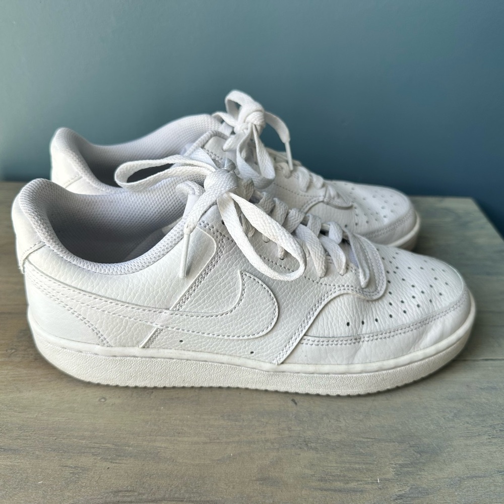 Nike Court Vision Low Sneakers